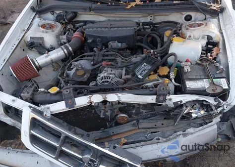 2000 Subaru Forester S z USA, uszkodzony, nr VIN JF1SF6557YH703841